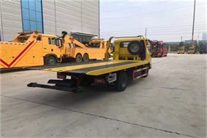 涧西非事故拖车