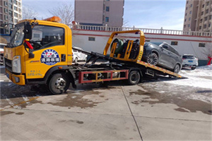 涧西救援拖车费用怎么算